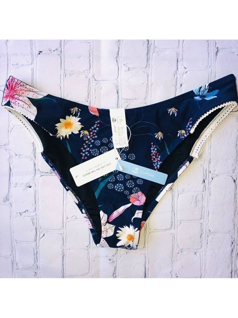 𝅺NWT Womens Large Cupshe Live Life On The Beach Bikini Bottoms
